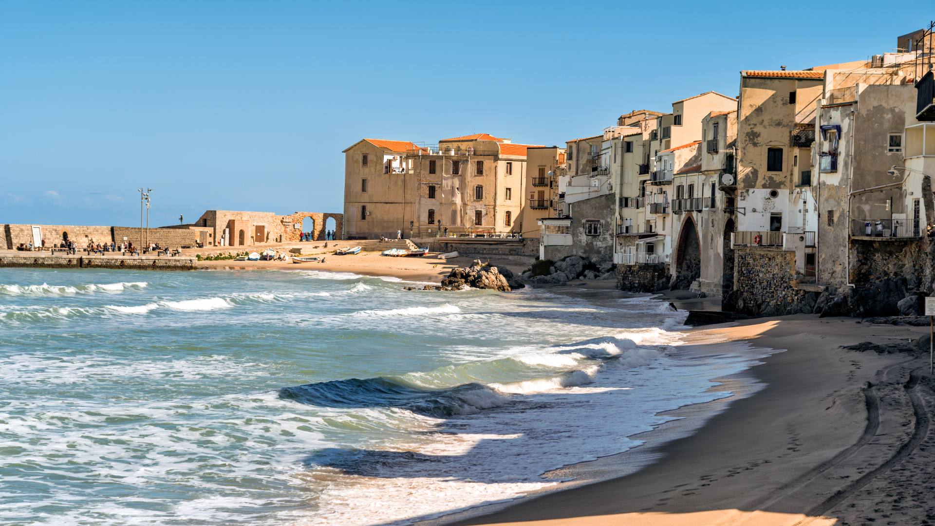 Der Stadtstrand von Cefalù